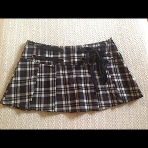 Kik Girl Plaid Pleated Mini Skirt